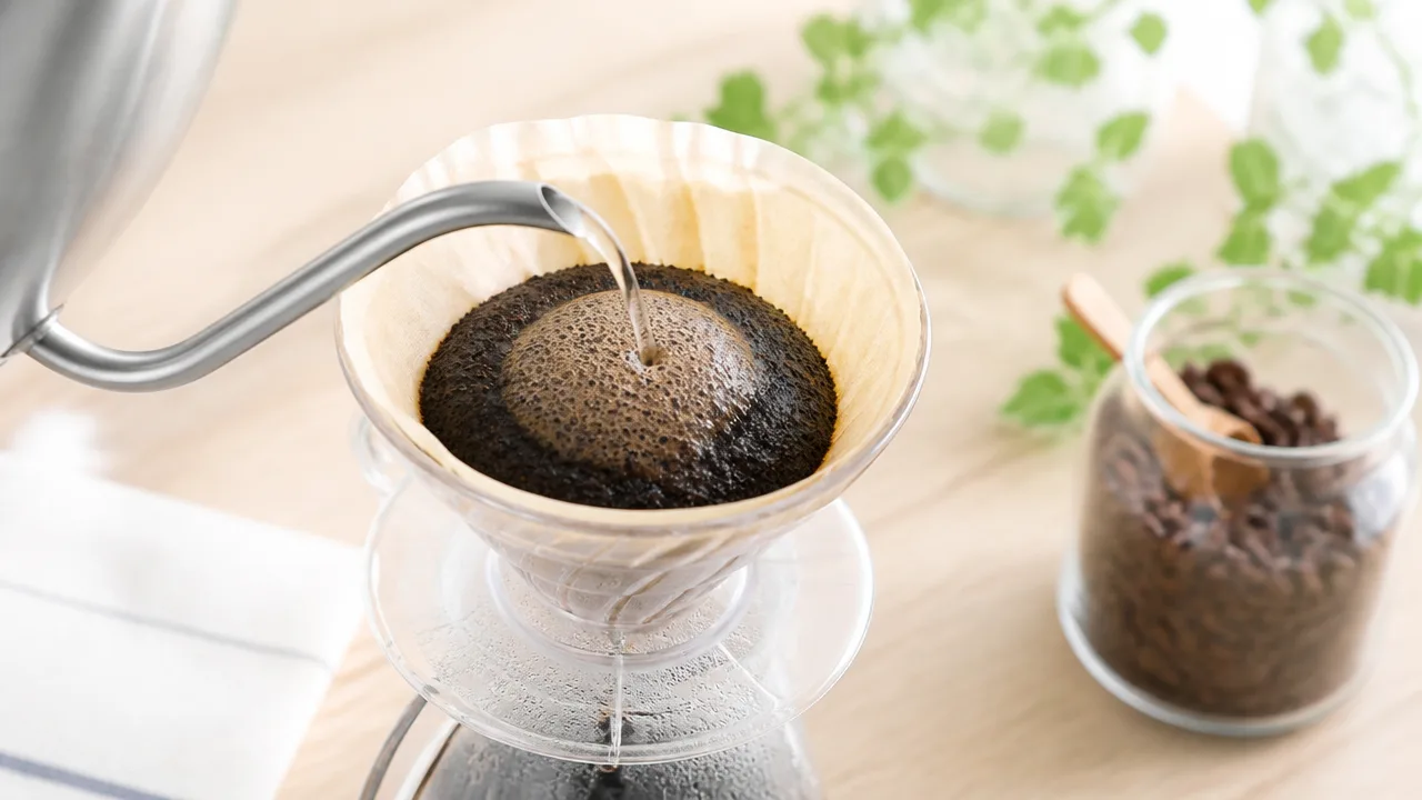 ドリップコーヒーの蒸らし時間は何秒?おいしく淹れるコツ